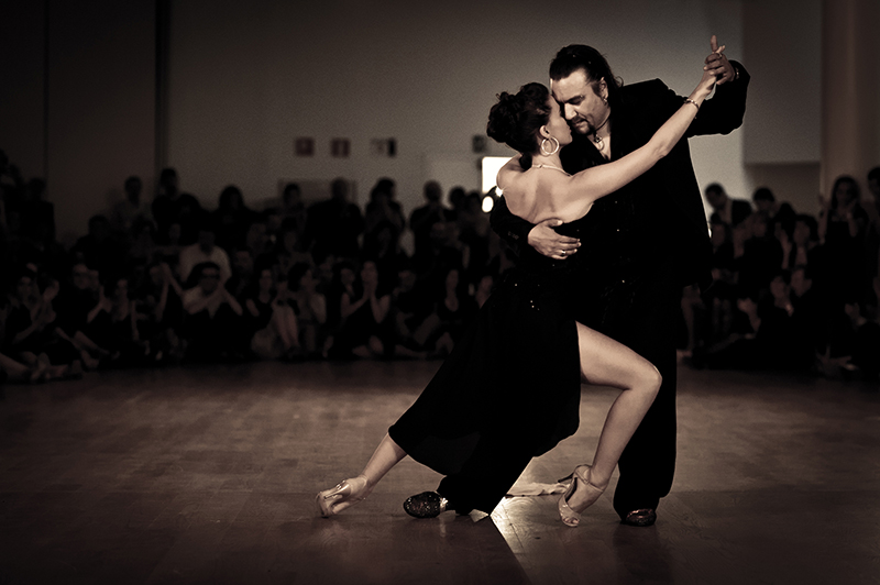 Relatia de cuplu ca un Tango Argentinian